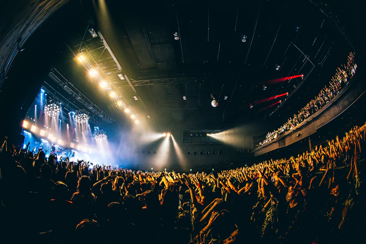 despairsrayinfo's tweet photo. 【LIVE DVD💿】発売決定！

2026年5月4日、Zepp DiverCity（TOKYO）にて開催された
D’ESPAIRSRAY LIVE 2026「RAPTURE」のLIVE DVD発売が決定！

SOLD OUTとなったZepp DiverCity(TOKYO)公演の模様を収録したLIVE DVDを発売いたします。

詳細は後日！

#DESPAIRSRAY
#RAPTURE https://t.co/dDMgL2EcVc