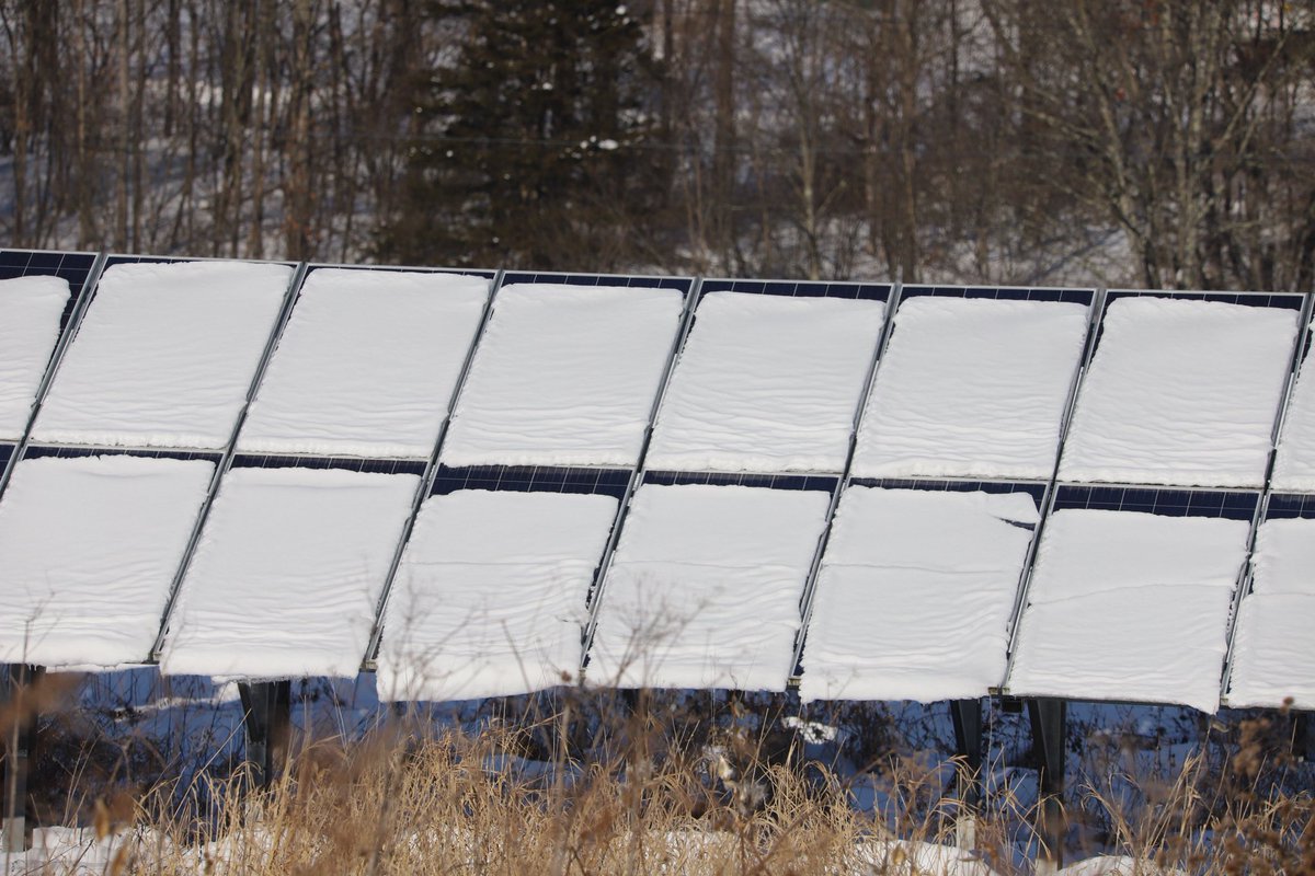 alex_fasulo's tweet photo. Here’s a reminder of what ORES solar complexes are going to look like in Upstate NY by the end of November. 

Politicians and @NYSERDA love to post AI images or commercial imagery from other states when they write about solar. 

These are images I personally captured from December 2025 to March 2026 this past winter.  

The panels will generate 0% during blizzards. This was documented on the NYISO dashboard at the end of January 2026. 

When we need the power most in our climate, solar fails. And with tens of thousands of panels mutilating our environment, no one “clears the snow off them.”

Go see for yourself in 2-months!