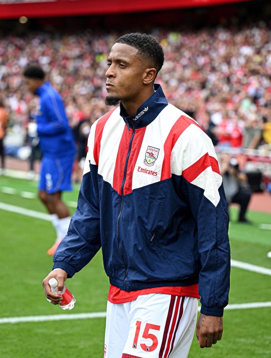 PatrickTimmons1's tweet photo. Our backup centrehalf is better than your club’s best defender. https://t.co/UkLyrip3Az