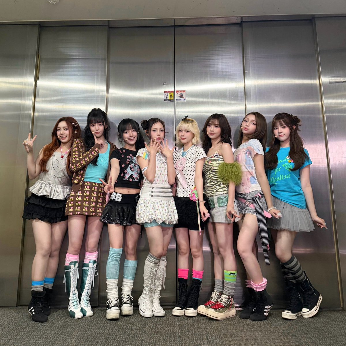 OneilyMusic's tweet photo. UNIS just made our day with these adorable new photos from M Countdown. https://t.co/KR7vhB72pV