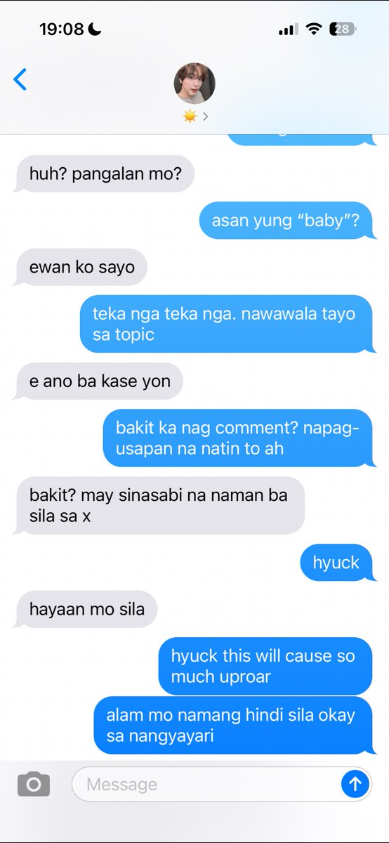 mhmahaeism's tweet photo. alog na alog pa rin ba ang lahat?

#mahae 3-tweets au kung saan wala talaga tayong magagawa sa isang gemini na laging naghahanap ng gulo

I MISS YOU MY LABTIM!! https://t.co/hAEzcAQlok