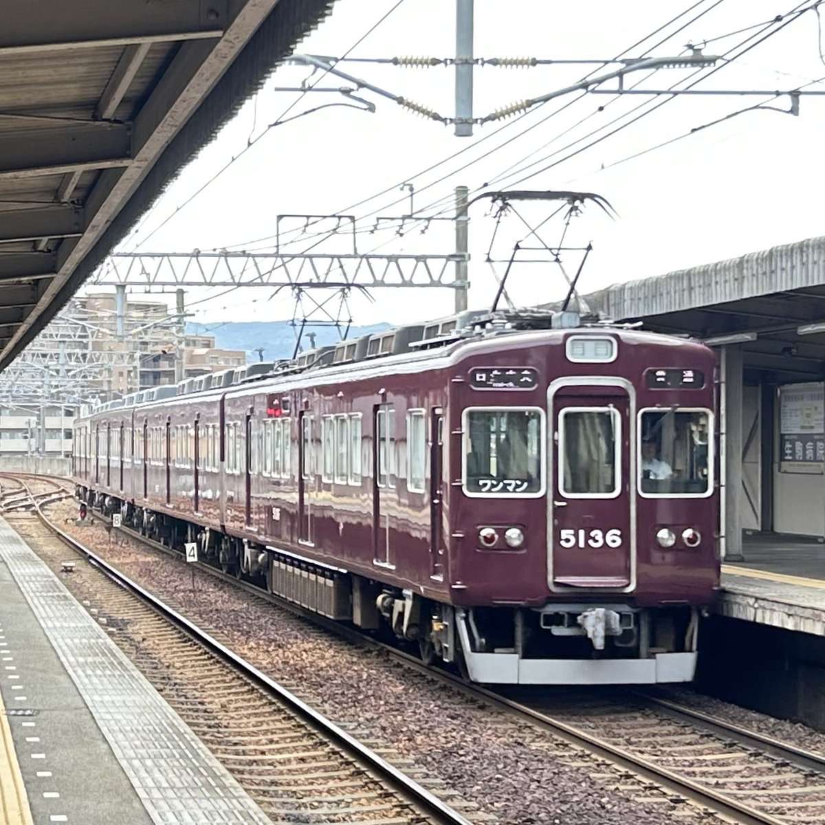 1259K_train's tweet photo. 能勢電鉄妙見線・日生線
・ワ普通日生中央1225レ 1757F
    ※折り返しワ普通川西能勢口1228レ
・ワ普通川西能勢口1226レ 7200F
・ワ普通日生中央1227レ 5136F

・ワ普通妙見口1299レ 7211F(藍彩)
・ワ普通山下1298レ 7210F(茜音) https://t.co/MYbFVSBU4T