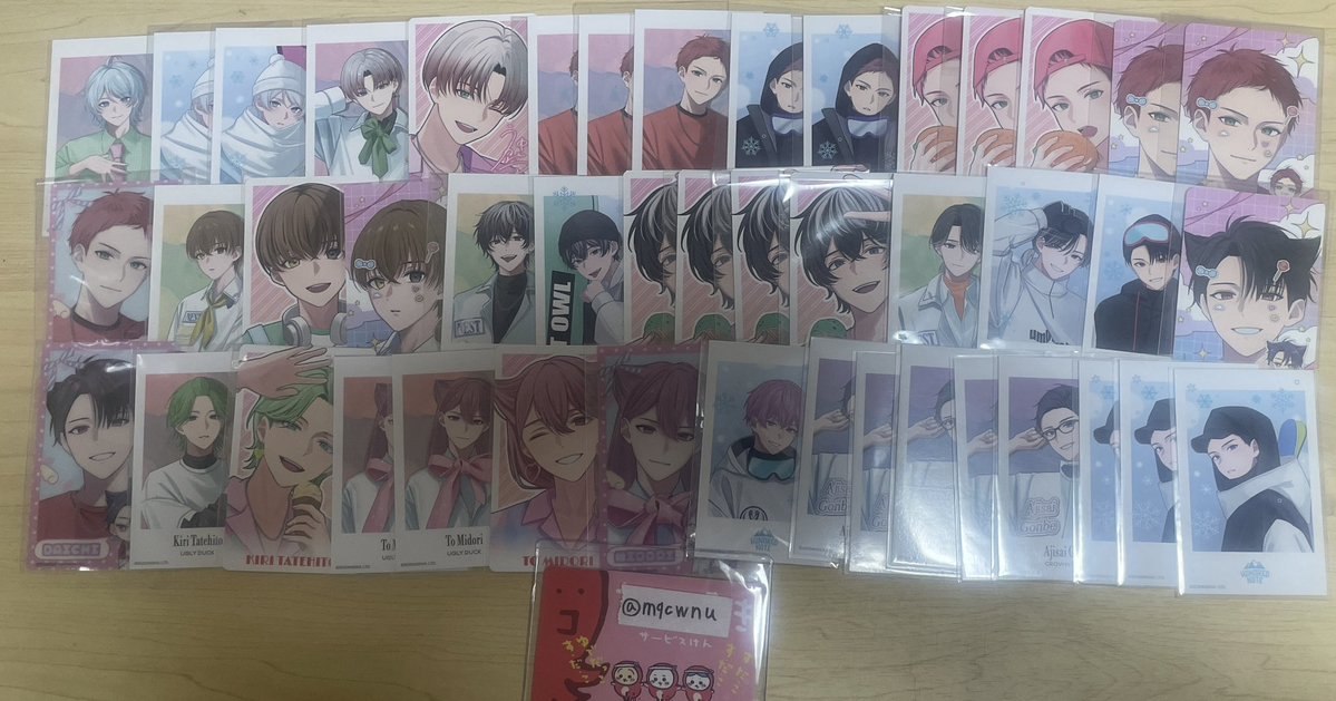 mqcwnu's tweet photo. ハンドレッドノート 買取 譲渡

求┊︎買取
譲┊︎1～5枚目

郵送のみ
纏めての方優先
取り置き〇
基本定価＋送料ですが早めに手放したい為定価以下可能◎
お気軽にお声掛けお願い致します🍒ᩚ https://t.co/u6pJJYiwIi