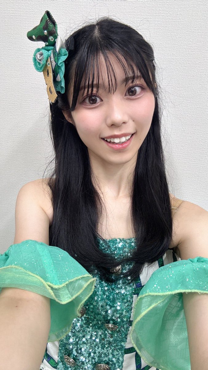 y_hinata48's tweet photo. どの色のひなが好き〜？ https://t.co/9WJ8csvqfT