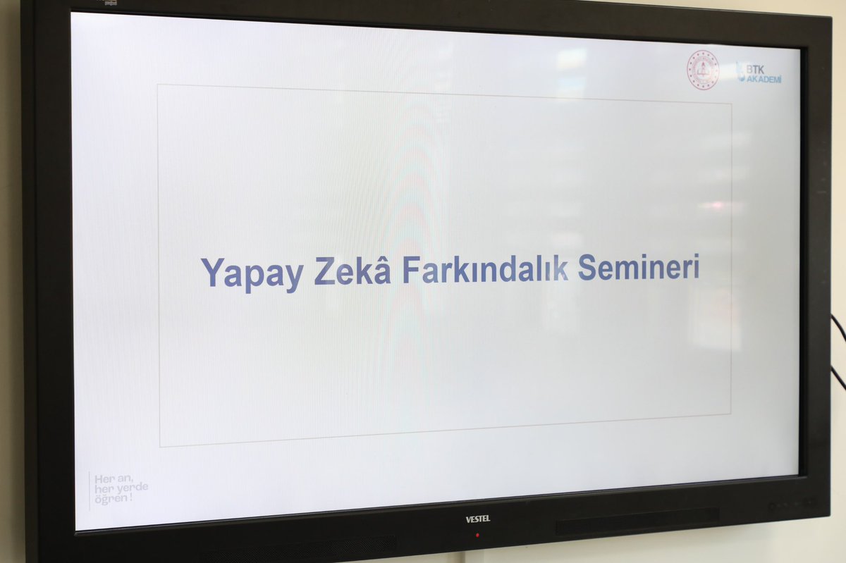 Ordu_MEM's tweet photo. İl Millî Eğitim Müdürümüz Sayın Mehmet Fatih Vargeloğlu, Müdürlüğümüz Yenilik ve Eğitim Teknolojileri Şubesi tarafından yürütülen Türkiye Yüzyılı Maarif Modeli Yapay Zeka Okuryazarlığı Programı kapsamında eğitim alan 2️⃣1️⃣ öğretmenimiz ile planlama toplantısı gerçekleştirdi.

#eğitimkentiORDU
#Ordu

@tcmeb @Yusuf__Tekin @TCOrduValiligi @mebyegitek @mhilmiguler @mfvargeloglu