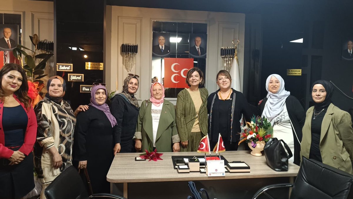 HsnozcoskunMHP's tweet photo. AK Parti Diyarbakır Milletvekilimiz Sayın Suna Kepolu Ataman, partimize hayırlı olsun ziyaretinde bulundu. Nazik ziyareti ve hoş sohbeti için kendisine teşekkür ederim.@dbdevletbahceli @MHP_Bilgi @MHPDYARBAK7n https://t.co/tm9MFdYjHb