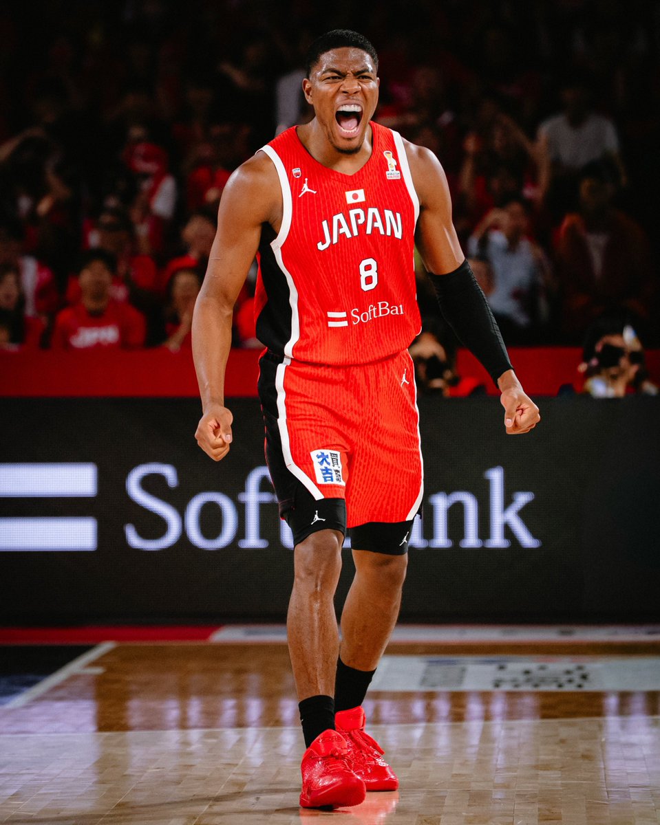 LALuka_77's tweet photo. 日本代表ジャージ届いた🙌🇯🇵
@rui_8mura 

#八村塁
#RuiHachimura
#BlackSamurai
#AkatsukiJapan https://t.co/tQWgOUf4Q5