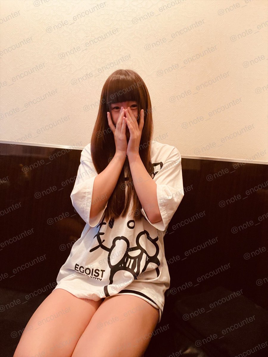 note_encounter's tweet photo. 🎭えんか🆚2026年7月下旬
💫「はな」さん✨
ㅤ
落ち着いた雰囲気と愛らしい表情が魅力的な女の子。長く艶やかな髪がよく似合い、整った目元が印象に残ります。自然な笑顔を見せたときは明るく親しみやすい魅力がさらに引き立ちます。清楚で可憐な雰囲気とふんわりした愛嬌を併せ持つ素敵な女の子です。 https://t.co/f7XPOTi7lP