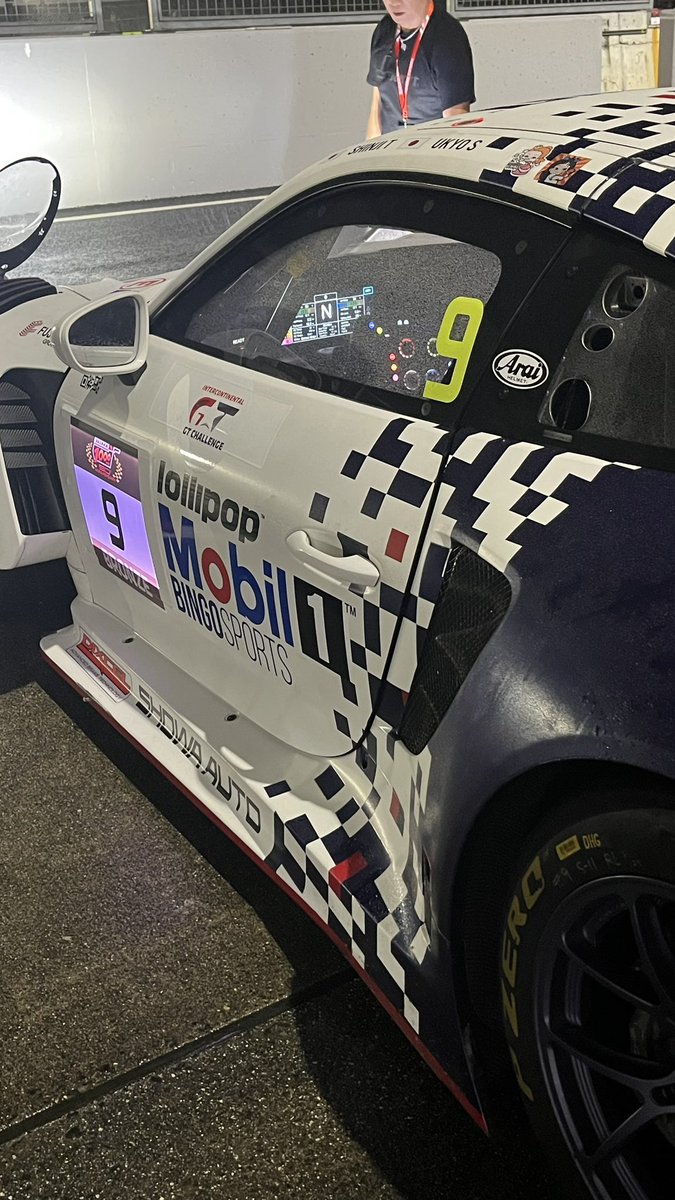 SSRacing_'s tweet photo. I'm somehow helping out @bingo_media_jp in Suzuka this weekend.

My First time ever GT3 Car Working this Weekend!

This is my first race in Japan since 2019.

How Enjoying! https://t.co/r1B3oy9Xc9
