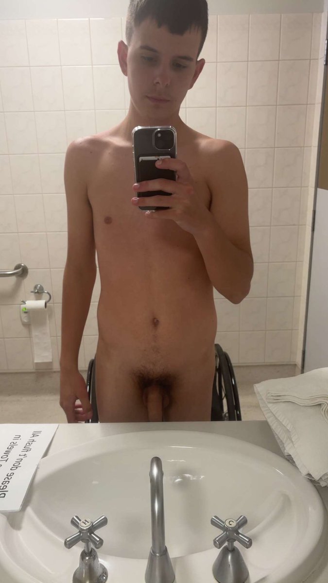 masterdon660's tweet photo. @EthanMarch66401 @MrPacifika @BellaWinters97 @XavierHendrixx @DariusUnlocked Hi boi I’m going to post this all over the internet https://t.co/eezD89WYJa