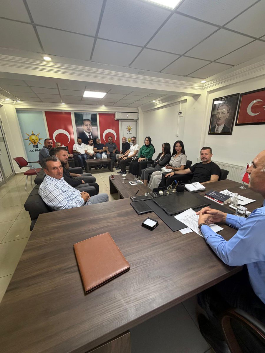 Akbingol_M_ilce's tweet photo. Merkez İlçe Yönetim Kurulu toplantımız, Merkez İlçe Başkanımız Mehmet Akif GÜNERİGÖK öncülüğünde gerçekleştirildi.

@makifgunerigok https://t.co/MiXkDOKrdI