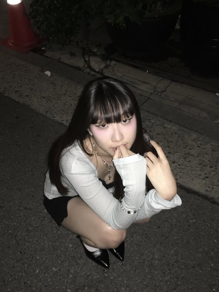 Nio_Flyer's tweet photo. 年上の男の人と遊びたくなってきた https://t.co/xWmsFyQdvn