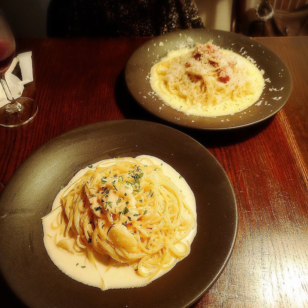 tealfe45xxtrpg's tweet photo. くれやや5周年♡記念の食事をぴよ成と行ってきた！恒例にさせてくれてありがとう　ご飯美味しかった🥺 https://t.co/IdZ0lwPdc6