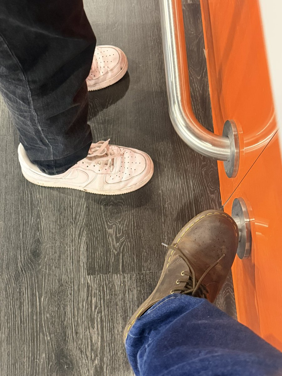 nikeguybr's tweet photo. Making my sub work for me. https://t.co/BljazodxCS