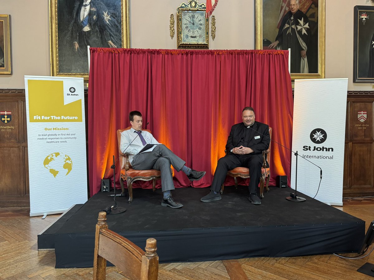 Griffindares's tweet photo. Great to hear The Rev Canon Alan Pierce-Jones,  Priory Dean, being interviewed by our very own Stephen More, St John Leadership participant at St John Grand Council - a global event 👏👏����
@SJACymru https://t.co/4ybqjV8z5Q