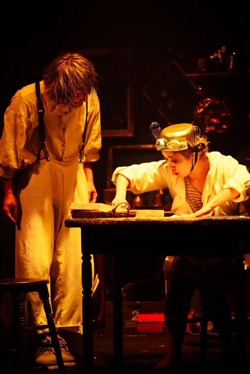 ShinkaiLamp's tweet photo. #深海洋燈KID2026 
✢━━━━━━━━━━━━━━✢

  舞台『KID〜キッド〜』
     CAST 解禁

✢━━━━━━━━━━━━━━✢

この作品は、
深海洋燈を立ち上げて2作品目、

「いつか自分たちのテントを建てたい」

その夢を胸に、まだ実験公演と謳い
まだ何もない場所から創り上げた作品でした。

そして今、
私たちはその夢を現実にし、
《天幕劇場深海洋燈》を立ち上げました。

だからこそ、今。

あの頃に夢見た世界の
さらにその先へ。

まだ見たことのない
“新しい世界”を目指して――

深海洋燈が誇る
オリジナル作品
『KID〜キッド〜』を、
今の私たちだからこそ創る世界を
お届けします。

これは、再演ではない。

あの日の夢を引き継ぎ、
その先へ踏み出す
新たな『KID〜キッド〜』。

どうぞ、ご期待ください。

✢━━━━━━━━━━━━━━✢

劇場シアターＸ提携公演
深海洋燈
『KID～キッド～』
作・演出：申大樹
2026年11月26日(木)～12月1日(火)

【出演】
申大樹／傳田圭菜／小林由尚／史椛穂／武田治香／藤内正光／佐藤和樹／はざきあまね(以上、深海洋燈)
松本麻実／Lulu／小寺絢／水野ちえり／Soran／柏原音夢／天崎ことり／本間隆斗／安未紗／終夜／藤さくら／森田兼史／デルソ・ユリス／鈴木晃司／中村元紀／加藤千暁
青木めぐ／伊崎遙／石田夢／オダシマシダオ／九条醸太郎／近藤万里愛／清水こまき／浜匙ゆいこ
佐藤梟 ほか

※ダブルキャストとなります。詳細は追ってお知らせします。

【タイムテーブル】
11/26(木)19:00A
11/27(金)16:00B
11/28(土)14:00B／19:00A
11/29(日)14:00A／19:00B
11/30(月)14:00A／19:00B
12/1(火)12:00B／16:00A
※各回受付は開演の1時間前。開場は開演の30分前。

【チケット】
［日時指定・全席自由席・整理番号付き］

2026年9月26日(土)12:00～販売開始

一般前売り 4,500円
一般当日  5.000円
U-25(前売り・当日共 3,500円※要身分証

---------------