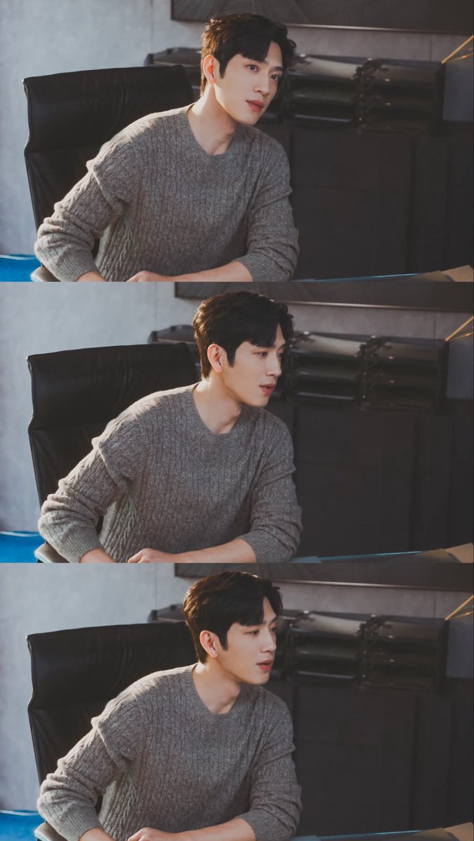 SOFEEEE8's tweet photo. มีข่าวลือ ลือ ลือ จากแฟนซีรีส์ ว่ามีการทาบทามพระเอกที่จะมาเล่นซีรีส์เรื่อง #TheEarlySpring #ฤดูใหม่นี้มีเพียงสองเรา หลายคนเช่น
-เฉินกวนอิง  
-จางหว่านอี้ 
-เฉินเหว่ยถิง 
-เว่ยต้าซวิน 
-จางหลิงเฮ่อ
แต่ถูกปฏิเสธไปอาจเป็นเพราะพลอตเป็นเรื่องพิษรักแรงหึงที่เป็นบทค่อนข้างจะติดลบทำให้ต้องถูกพิจารณาเป็นพิเศษ แต่ทีมงานยังไม่ย่อท้อ เฟ้นหานักแสดงที่เหมาะกับบท��าทนี้จน ถึงขนาดยื่นเช็คเปล่าให้ จิ่งป๋อหรัน เพื่อให้มารับบทหลวนเนี่ยน เลยนะ!!!! การเปลี่ยนพลิกบทนิยายครั้งใหญ่บวกกับเสน่ห์ของจิ่งป๋อหรัน กลายเป็นว่าเรื่องนี้เป็นซีรีย์สุดปังในตอนนี้ ด้วยความทุ่มเทของนักแสดงทุกคนรวมทั้งจิ่งป๋อรันที่หอบชุดตัวเองกว่า 120 ชุด เป็นสไตล์ลิสเองทุ่มเทสุดจนได้ลุค (หลวนเนี่ยน) ออกมาได้มีเสน่ห์สุดๆไปเลย😍 
#JingBorān #TheEarlySpring 
#ฤดูใหม่นี้มีเพียงสองเรา