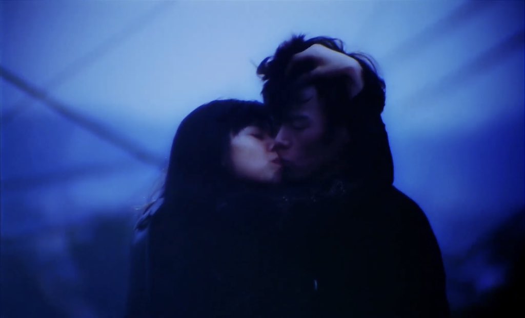 simonchouchou's tweet photo. 『アンドゥー』 
〈shunji iwai, 1994〉 https://t.co/9qUOZJKrTH