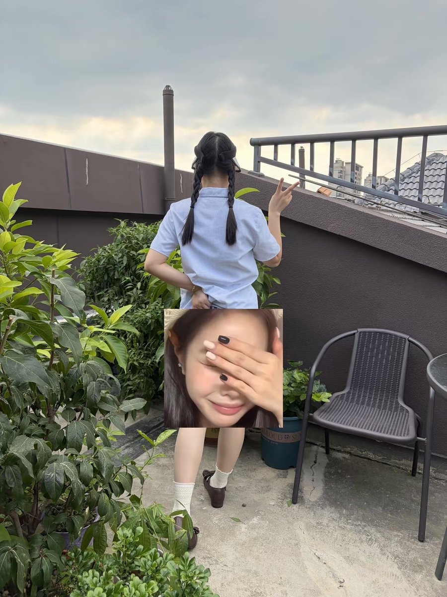 miaojiang77's tweet photo. 花园不让拍照￼￼！
#反差 #小白袜 #双马尾 #jk少女 https://t.co/HNLASzSf58