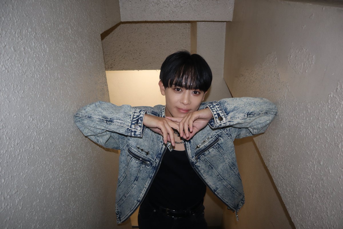 SMY_eOFFICIAL's tweet photo. SUMIYA/I-CARAVAN https://t.co/iBZqFkqY0W