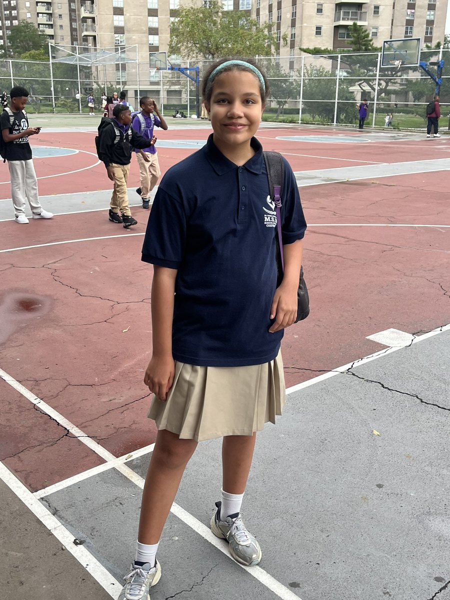j_ileanna's tweet photo. Getting ready to start 8th grade! https://t.co/CMup44wpRd
