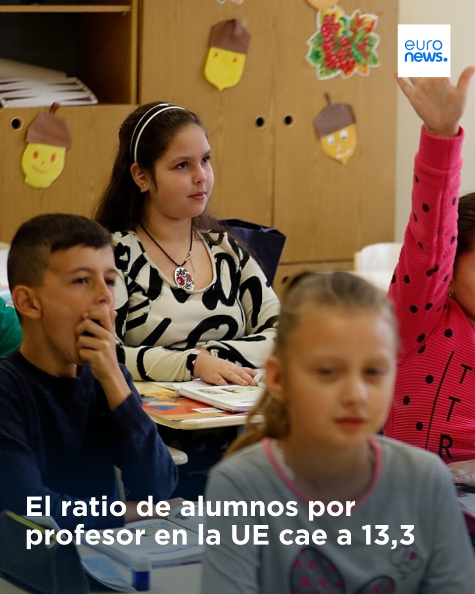 euronewses's tweet photo. El ratio de alumnos por profesor en la UE cae a 13,3
➡️ https://t.co/vS2DtJ8sRY https://t.co/SqDUENTta4
