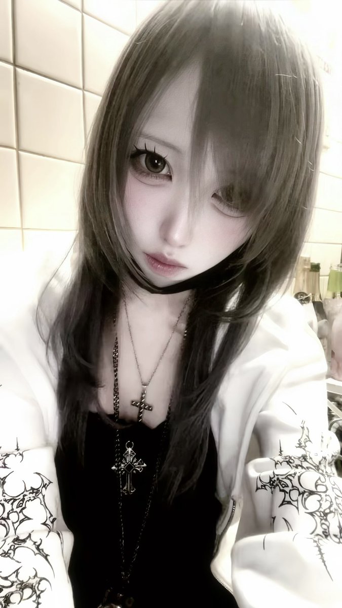 ranran_warp's tweet photo. 出勤しましたよ‼️
お腹痛いなう(2026/09/10 21:23:11)
お待ちしてま‼️

 #ガールズバー #ガルバ #横浜 #鶴見 #WARP https://t.co/ppDgnd74VG