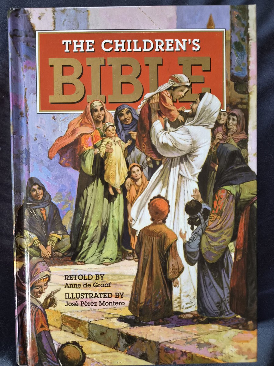AnneOll25's tweet photo. How lovely is this....

All the children at my youngest son's primary school in Norfolk, have been gifted their own copy of the Bible.

We need more of this! https://t.co/MHJGoXNmEo