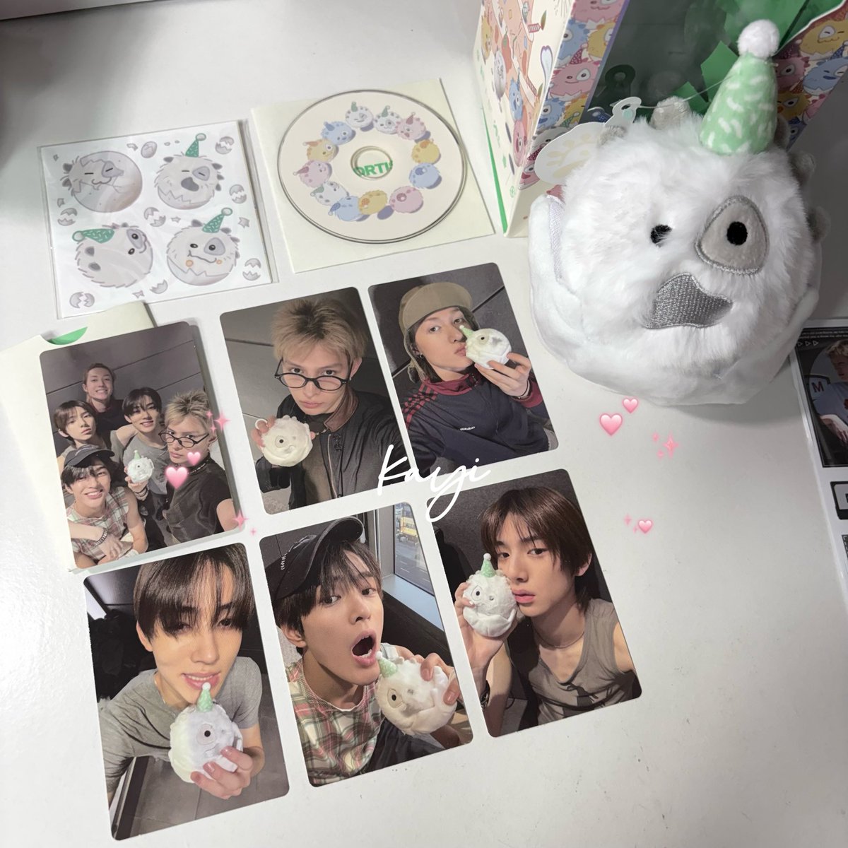 jjucats's tweet photo. nangis baby corball imuppp banget😭 https://t.co/1CyGuAy5OC