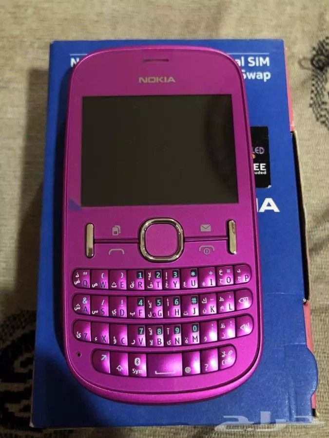 bynnicore's tweet photo. Juro que um tempo atrás esse era meu celular dos sonhos https://t.co/RIa03pDnXj