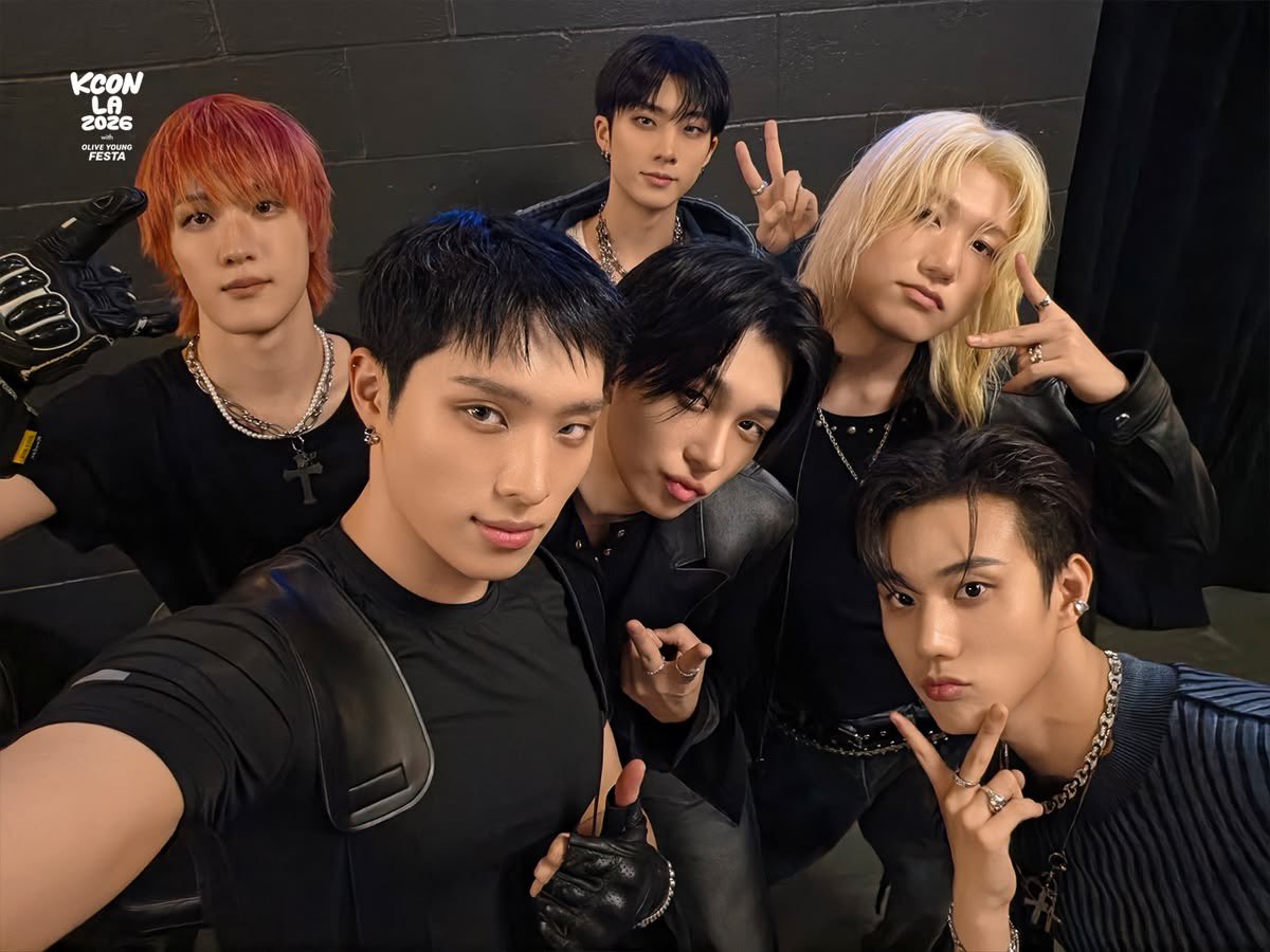 p1ecevotings's tweet photo. 💌 P1ECE! As we wait for the official comeback announcement, The Voting Team will be creating a GROUP CHAT on Twitter with P1ECE who are dedicated and/or would like to be dedicated to comeback preparations.

✅ The group chat will discuss topics such as:
- Voting updates/questions 
- Streaming updates/questions 
- Ideas for promotions
- Voting Strategies 
- Daily updates on P1H schedule
& more!

💬 To Join: 
- Follow @p1ecevotings 
- Make sure your chat settings are open
- Comment below your favorite P1Harmony track‼️
— We will create the group chat by Sunday, but there is NO deadline! The group chat is opened to everybody, we only ask for you to be mindful and respectful. 

📢 The Voting Team consists of few members, and we all have an extremely busy life. Due to this, it’s easy for us to miss something that can be incredibly important for P1H and/or P1ECE comeback journey. We would like this group chat to be a space where P1ECE and our team can come together efficiently and discuss ideas for a successful comeback for P1H and P1ECE🤍

#P1Harmony #피원하모니 #P1H #P1ECEVOTE @P1H_official