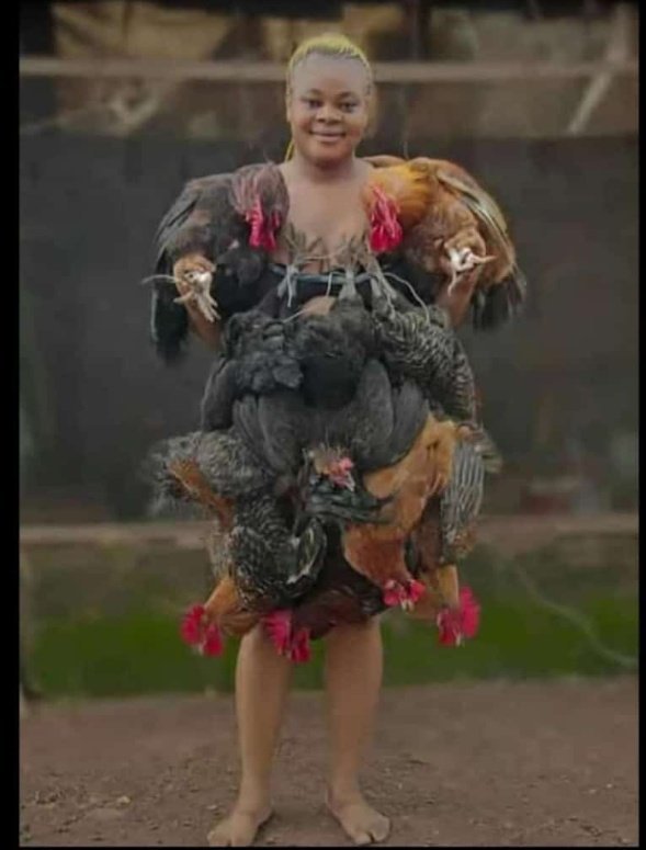 Griz_zly8's tweet photo. "An ebony chick gets banged by BBC cocks" https://t.co/3QAmpcUnOm