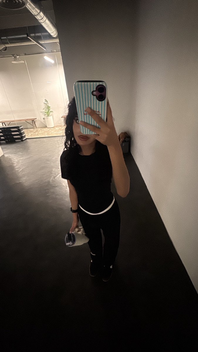 lunvvx's tweet photo. https://t.co/aV3NpsHNTp
