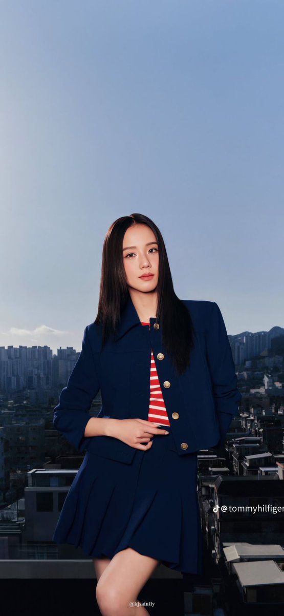 rooh3747's tweet photo. Can't wait to see JISOO serving her Tommy look😭✨

JISOO AT TOMMY SHOW

#JISOOxTommyHilfigerNYFW https://t.co/a55amYmlRo