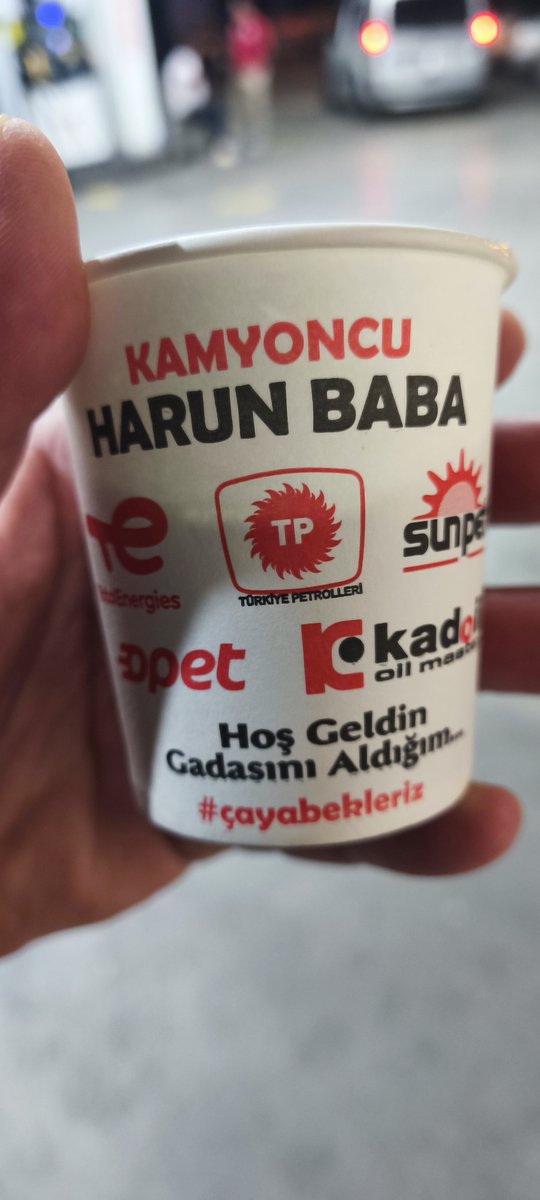AGRILI_'s tweet photo. Tatlı bir mola.. :) 
#çayabekleriz https://t.co/4zUTw9RKRG