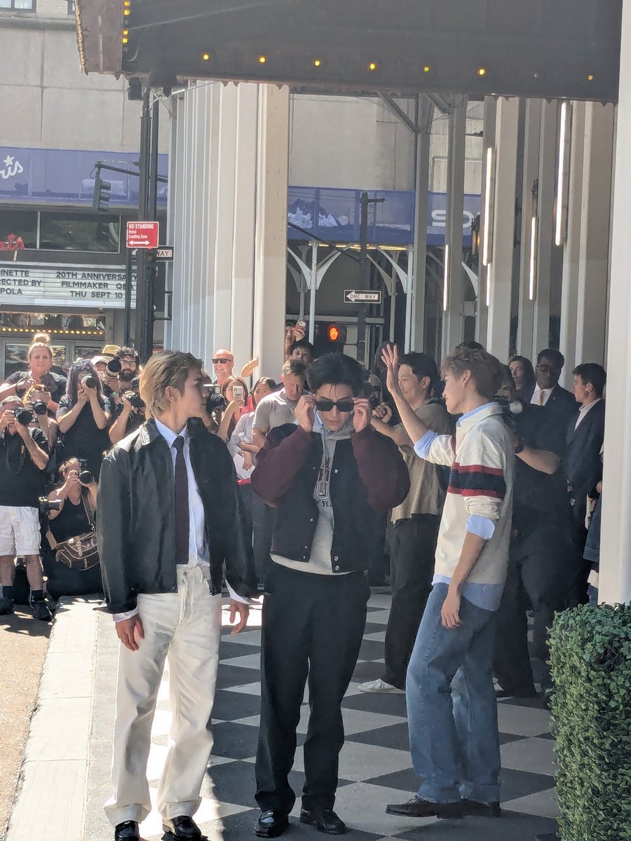 sleeping_witch's tweet photo. #tommyhilfigerxgemini #tommyhulfigerxphuwin
#TOMMYSS27XFOURTH https://t.co/18Mlw0OFbp