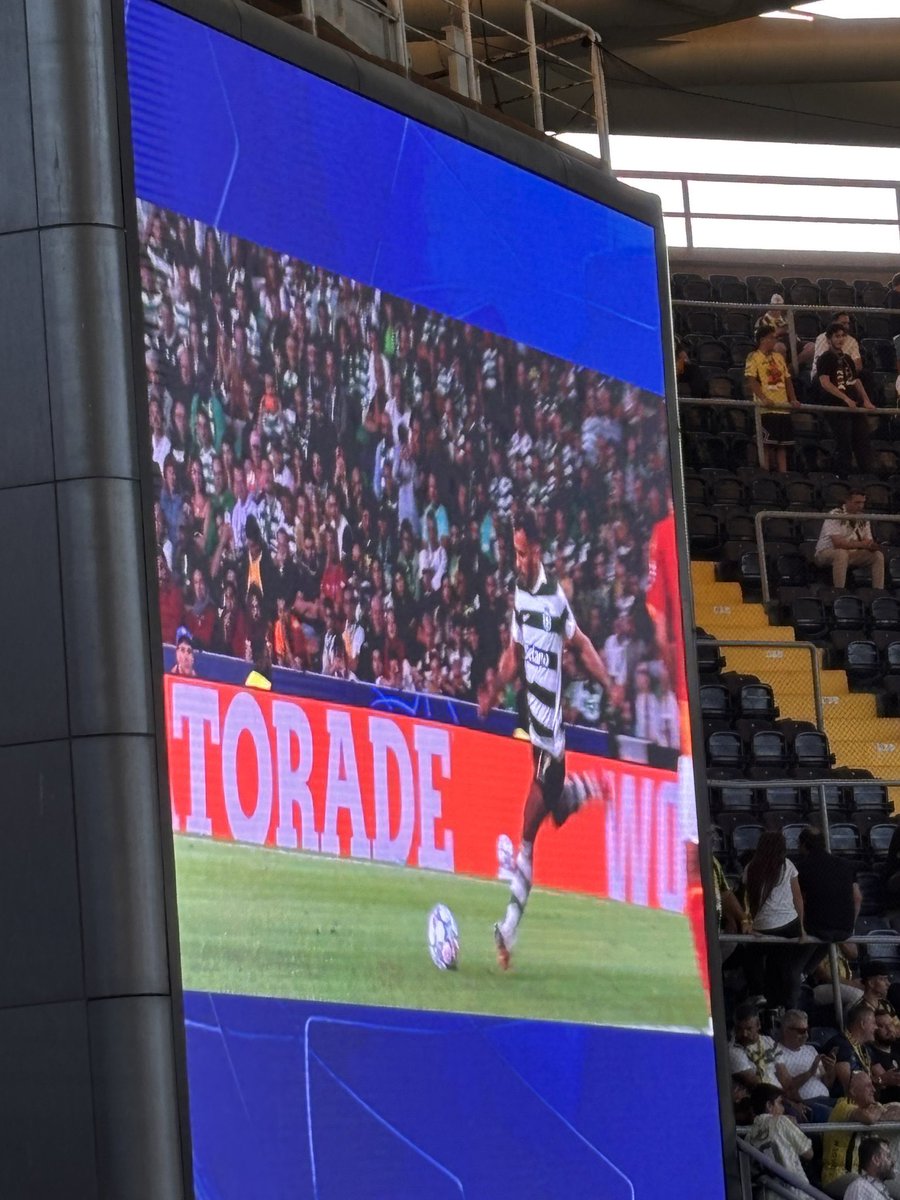 Snoyunu's tweet photo. KADIKÖYDE GALATASARAY YENİLGİSİ YAYINLANDI!

#Fenerbah��eRoma #Fenerbahçe #galatasaray #sporting #ucl https://t.co/IypP1mm7lQ