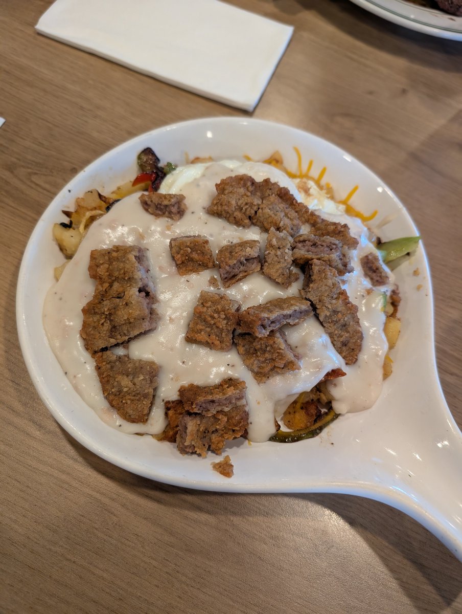 ShirokawaFuu's tweet photo. what's everyone's go-to diner food? I tend to always go for skillets or country fried steaks! ๐ณ
(this one was a 6/10 tho ๐ซค)
#FuudPics https://t.co/WoEAKskzFF