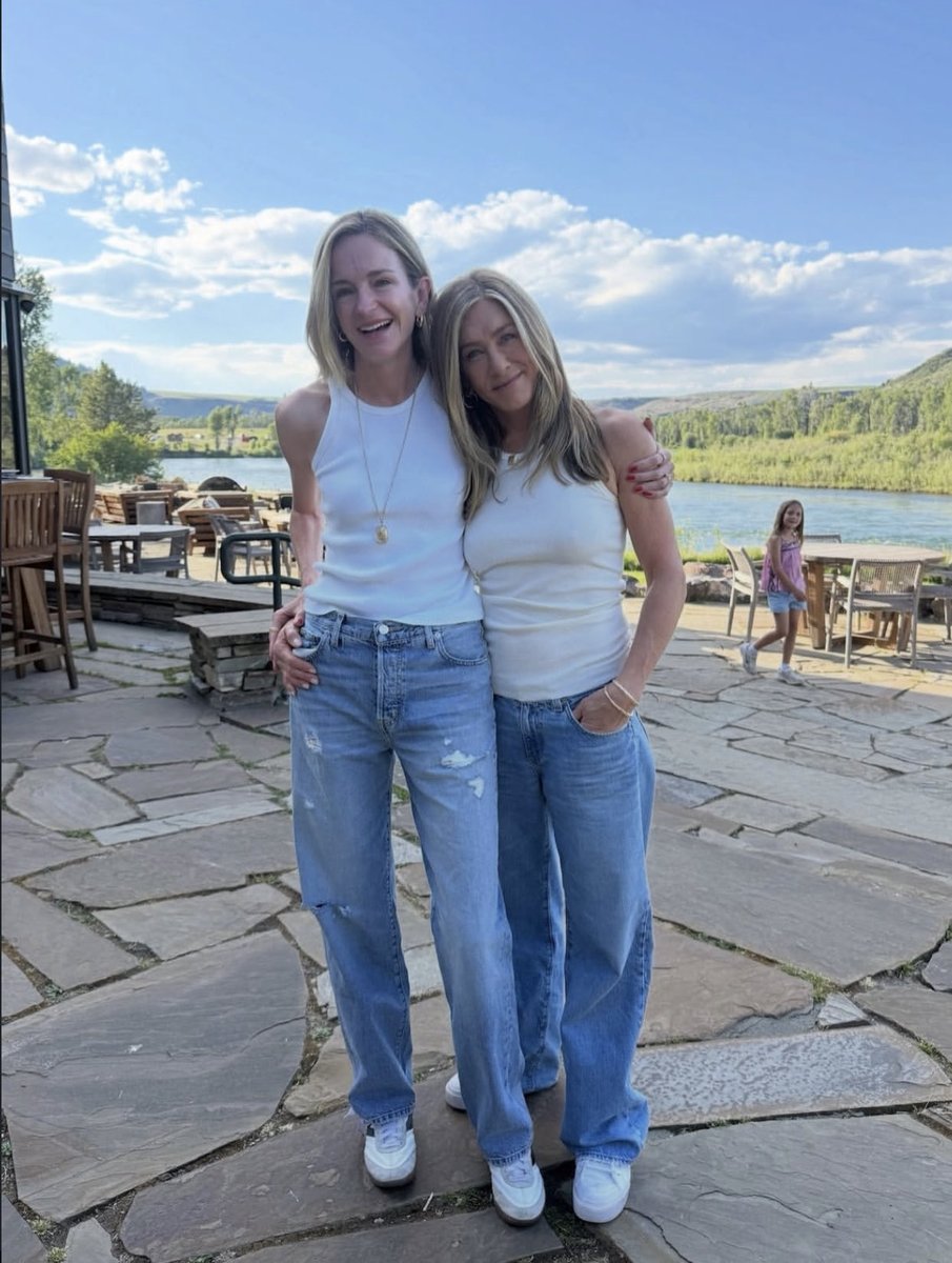 jennanistonb's tweet photo. Dumper 🥹

#jenniferaniston https://t.co/wepl3rWMSo
