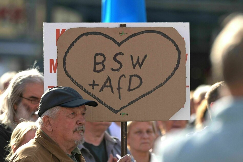 GR_BsB's tweet photo. Gespräche zwischen BSW und AfD: Schmerzgrenze gesucht
https://t.co/fsm0J27I4l
#Taz #GRBsB
Das Bündnis Sahra Wagenknecht und die AfD haben viele Schnittmengen. Das erleichtert die Zusammenarbeit. Interessanter ist die Frage, was sie trennt. mehr... https://t.co/izgVXSUMxH