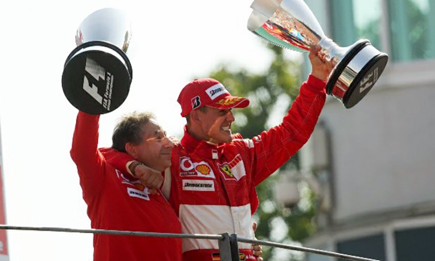 SimonTheWatcher's tweet photo. #OnThisDay 20 anni fa Michael #Schumacher vinceva per l'ultima volta con la #Ferrari a Monza, riaprendo il campionato grazie al DNF di Fernando #Alonso.
Ma era anche il giorno in cui il campione tedesco annunciava il ritiro dalla #F1, lasciando un vuoto
#KeepFightingMichael https://t.co/YvA1p5thBV