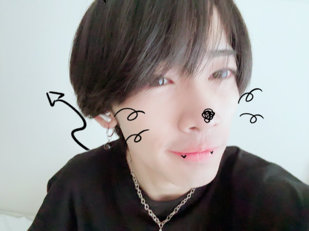 raito__CrownA's tweet photo. ついに今日デビュー��よー‼️
がー緊張する💦
目黒ライブステーションで15:30からLIVEスタートです！！
会いに来てください🫵🏻 https://t.co/QnEfYnPo7b