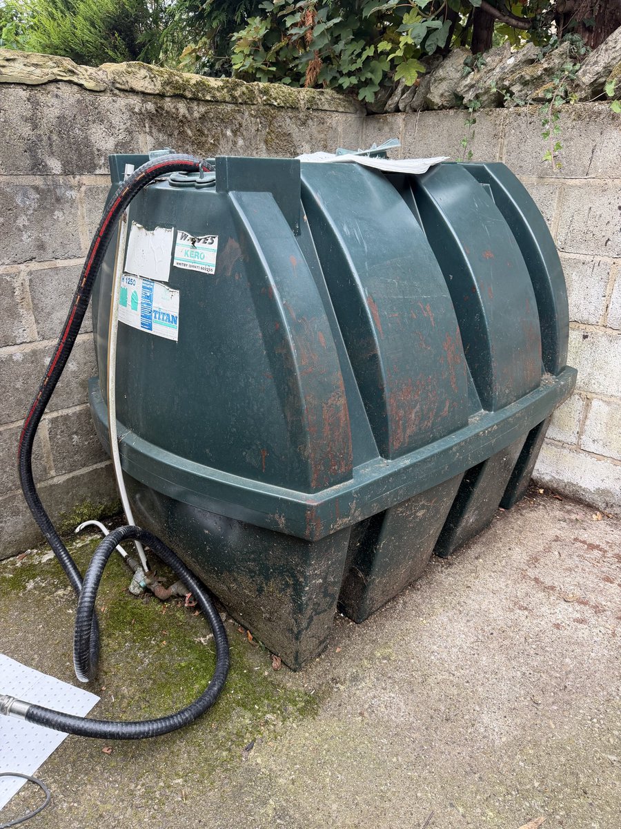 NorthernTanks's tweet photo. #oiltank #upgrade #gillamoor #ryedale today. Amazing views up #farndale https://t.co/HK8Qv5kfEO