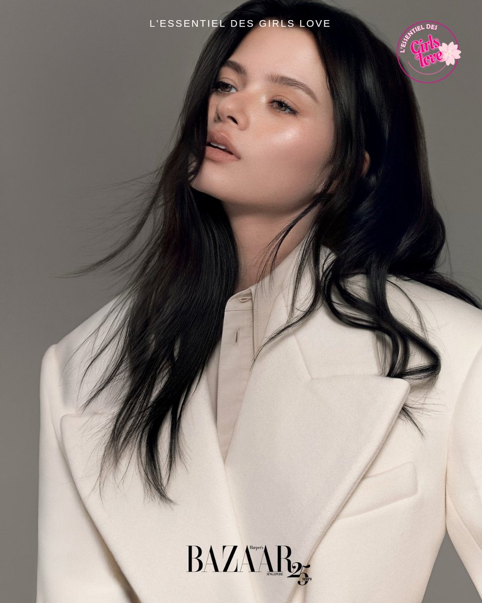 gl_lessentiel_'s tweet photo. Becky en couverture d’Harper Bazaar Singapore !
Elle a posé tout en Tods dont elle est l’ambassadrice 👗
Sublime!
#lessentieldesgl #BeckyTodsBrandAmbassador #beckysangels https://t.co/lgAdAJ7FN5