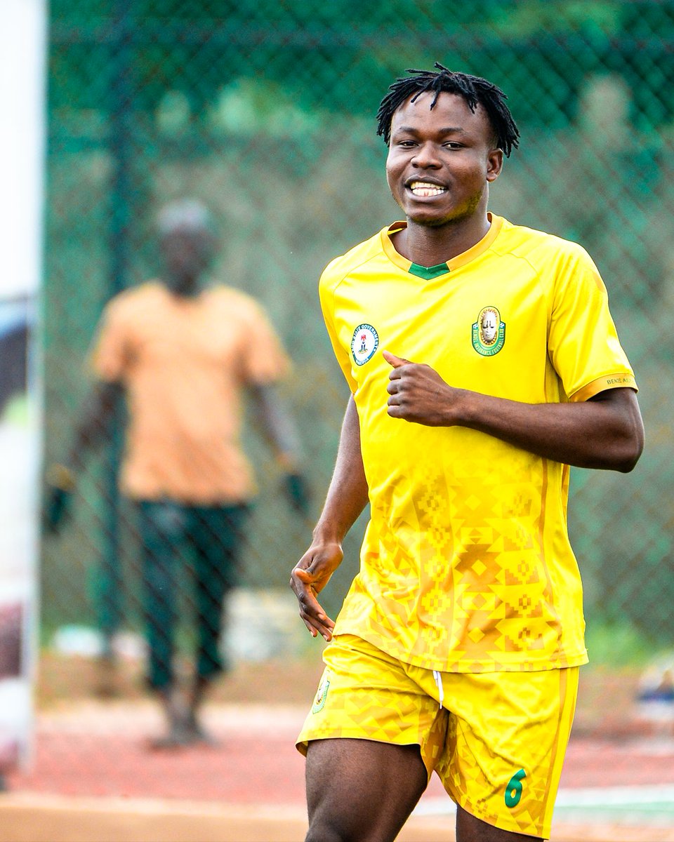 bendelinsurance's tweet photo. Back to Work. 💪⚽
Eyes on the next battle. 

Adaaa Bendel! 💛💚 https://t.co/n0agC5BfNF