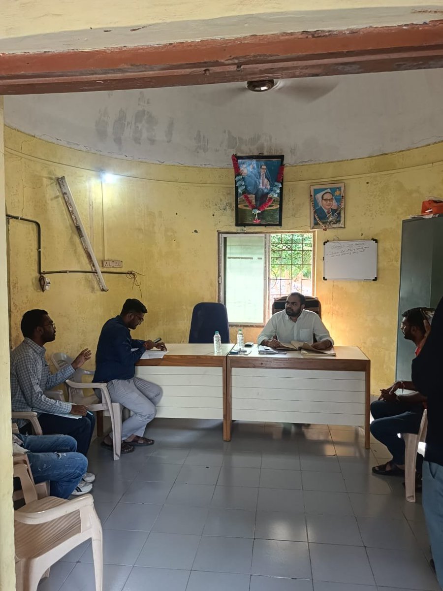 sdmkeshod's tweet photo. આજરોજ કેશોદ તાલુકાના અખોદળ તથા પાડોદર ગામની ગ્રામ પંચાયત કચેરી ની દફતર તપાસણી કરી જરૂરી સૂચનાઓ આપવામાં આવી.
@CMOGuj @JayantiRavi @collectorjunag @revenuegujarat @InfoGujarat @InfoJunagadhGoG https://t.co/wc3nCuVD4B