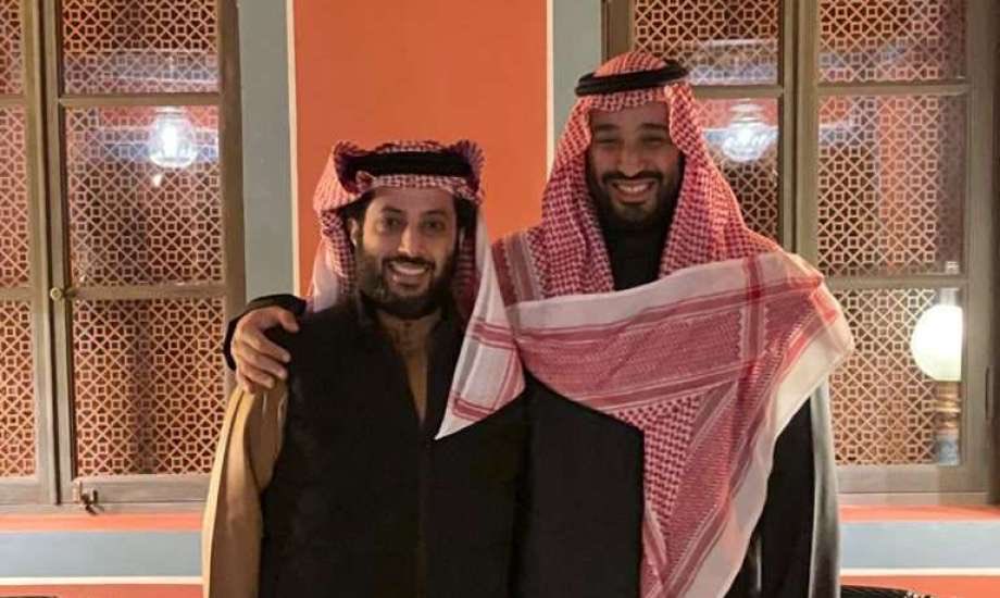SALHACHIMI's tweet photo. Bin Salman is now in an even worse position in Yemen than before, and can only blame himself. 

When the Houthis announced they were returning to war and started targeting Saudi, the Saudi Crown Prince failed to take it seriously and went to watch a video game tournament in Paris instead while insisting on the importance of continuing to hold raves, concerts, and circuses throughout August, as well as dragging clerics (AbdulAziz Al-Treefe) on death penalty charges to send a message to Washington and Tel Aviv that the Mecca Alliance is not reflective of any ideological shift (and that he remains committed to dismantling Islamic influences).

The Houthis sensed Bin Salman’s indecision when the Saudi foreign minister announced in Russia that Riyadh was ready for talks, and this sent morale soaring in the Houthi ranks. The Houthis had initially feared that Bin Salman had suddenly decided to abandon the years of tinkering with the Yemeni government to restrict the Islah and support the ground forces as one collective in a march to liberate the capital Sanaa.

The Houthis came to the realisation that Bin Salman still has no grand plan for Yemen. His main priority remains dismantling the ‘Muslim’ from Saudi identity, and everything else to him is just a frustrating distraction.

Accordingly, the Houthis have marched on Mokha and seized it, while Bin Salman and Turki Al Sheikh 🎶dance the night away🎶.