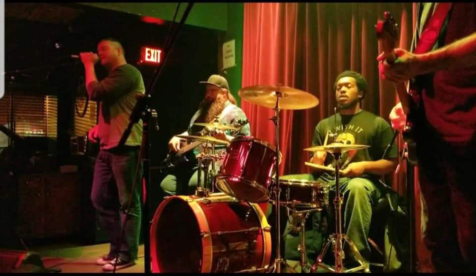 grill_phoenix's tweet photo. Got a song you've played 500 times in your basement? Maybe it's time the basement stopped getting exclusive access. Open Mic tonight at The Phoenix. 9 PM. #OpenMic #mishawaka https://t.co/th11AnTAAc