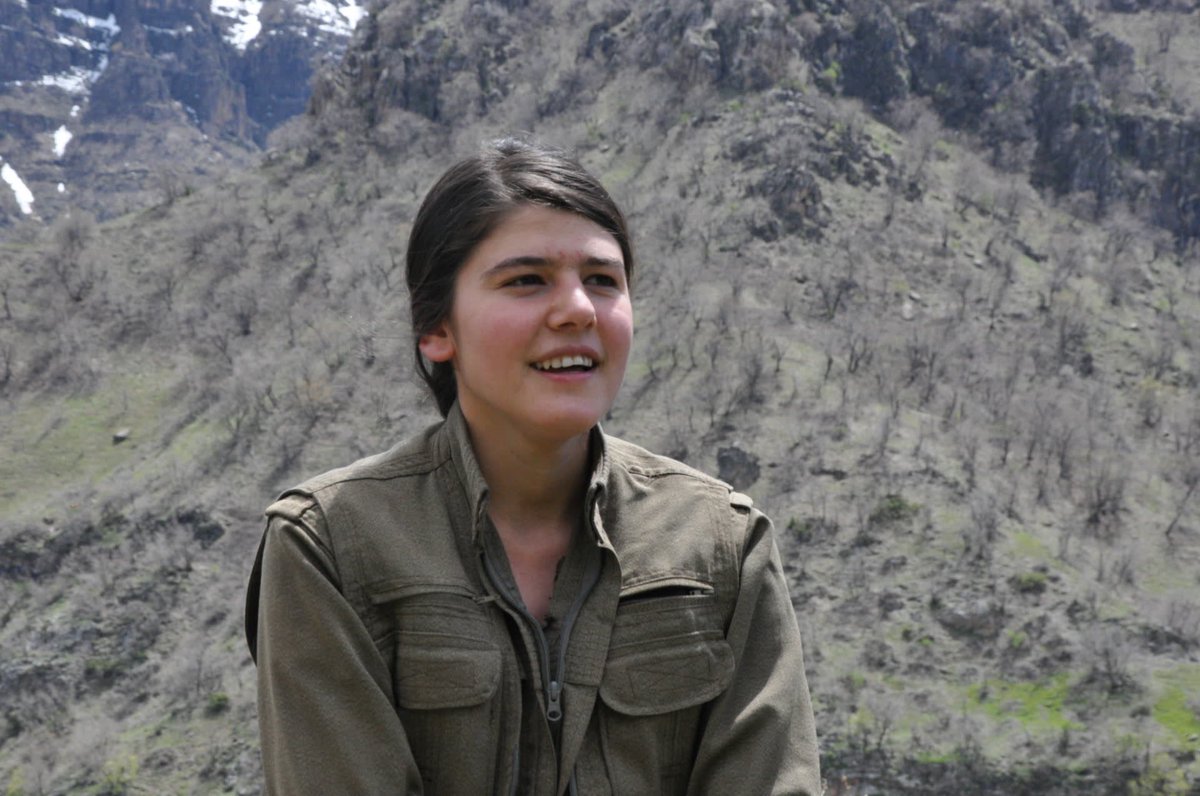erewan___'s tweet photo. Şehîd Gulebar Kurdistan - Evîn Korkmaz

Şirnex https://t.co/w4WMo8KWlM