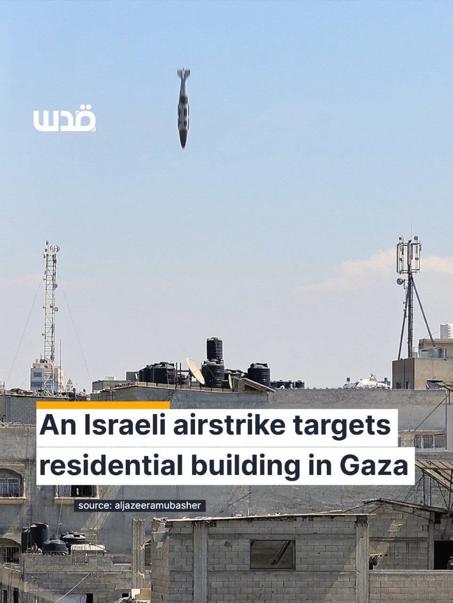 sahabatalaqsha's tweet photo. Serangan udara "Israel" menargetkan sebuah bangunan tempat tinggal di kamp Al-Shati, Kota Gaza, kemarin (9-9-2026). Serangan besar-besaran "Israel" itu disusul oleh beberapa serangan yang menargetkan rumah-rumah di seluruh Jalur Gaza pada siang bolong. https://t.co/ZFqTl5MyKh